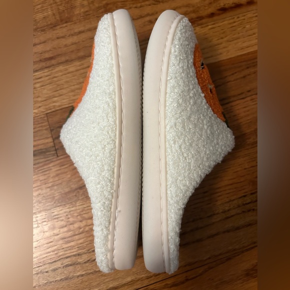 Pumpkin Fuzzy Slippers - Picture 3 of 9